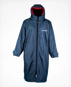 HUUB Changing Robe - Navy And Red -Athlete Outfit 03 6e1b2d9a 2a86 4dfc 96ae 74bae66496ff