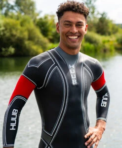 Archimedes IV Wetsuit - Mens -Athlete Outfit Archimedes IV 4 M Lifestyle Imagery1