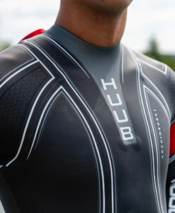 Archimedes IV Wetsuit - Mens -Athlete Outfit Archimedes IV 4 M Lifestyle Imagery2