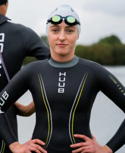 Axiom Thermal Wetsuit - Womens -Athlete Outfit Axiom Thermal Lifestyle Imagery 1