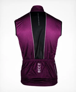 Core 4 Cycling Gilet Burgundy - Men's 9 Core 4 Cycling Gilet Burgundy - Men's -Athlete Outfit Core42024 ProductImagery GIL Burgundy R S