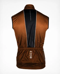 Core 4 Cycling Gilet Copper - Men's 9 Core 4 Cycling Gilet Copper - Men's -Athlete Outfit Core42024 ProductImagery GIL Copper R S