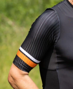 Mittsu Aero Tri Suit - Men's 16 Mittsu Aero Tri Suit - Men's -Athlete Outfit MITTSU RACEWEAR Lifestyle Imagery Aero3