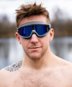 Ryft Open Water Swim Mask Grey / Matt Black - Dark Smoke Mirror 10 Ryft Open Water Swim Mask Grey / Matt Black - Dark Smoke Mirror -Athlete Outfit RyftGoggle Grey LifestyleImagery01