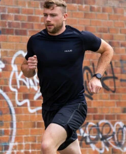 Seamless Short Sleeve Top Black - Men's -Athlete Outfit SeamlessShortSleeveTop Black LifestyleImagery01