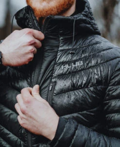 Thorpe Lightweight Quilted Jacket- Men's 13 Thorpe Lightweight Quilted Jacket- Men's -Athlete Outfit ThorpeJacket LifestyleImagery04