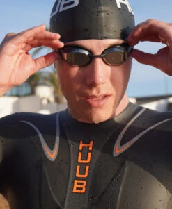 Vengeance 3:5 Wetsuit - Men's 15 Vengeance 3:5 Wetsuit - Men's -Athlete Outfit Vengeance Wetsuit Lifestyle Imagery 2